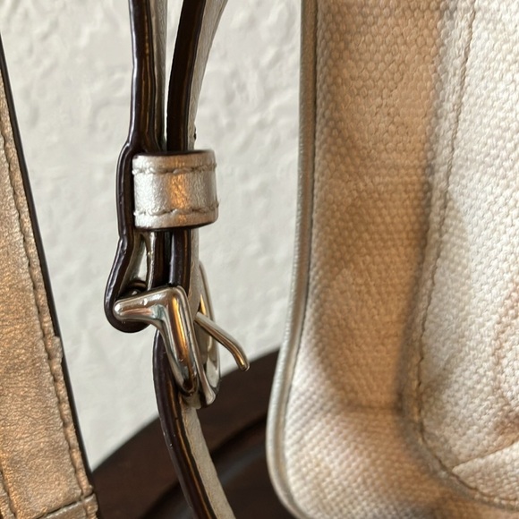 Coach:Cream/Beige/Gray Swing Crossbody Bag-Adjustable Strap-wet look-Silver tone - Picture 5 of 16